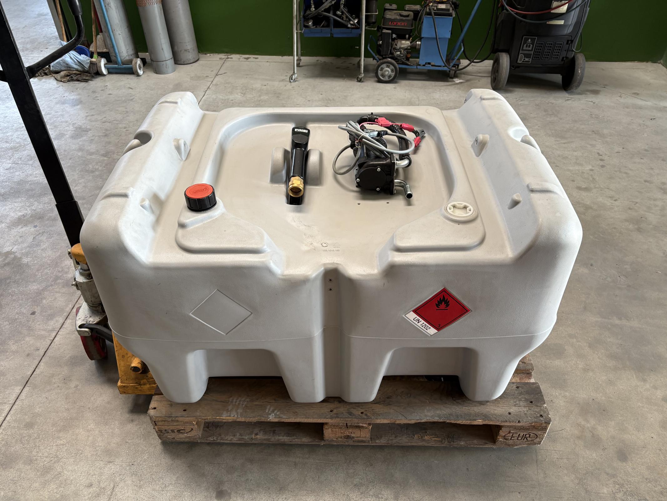 cisterna serbatoio diesel tank  riparazione trattori